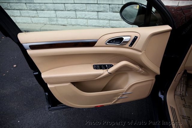 2012 Porsche Cayenne AWD 4dr Tiptronic - 22955314 - 41