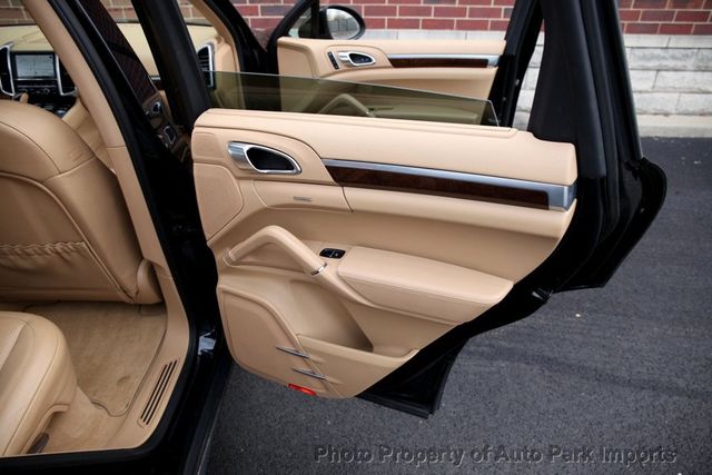 2012 Porsche Cayenne AWD 4dr Tiptronic - 22955314 - 43