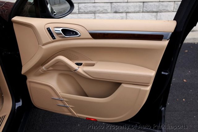 2012 Porsche Cayenne AWD 4dr Tiptronic - 22955314 - 44