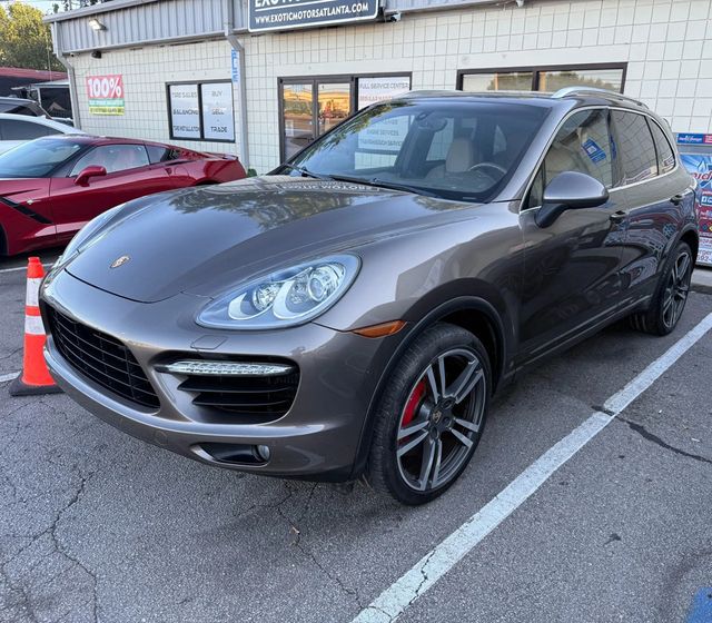 2012 Porsche Cayenne CAYENNE TURBO, AWD, PANO ROOF, BLUETOOTH, REAR ENTERTAINMENT PKG - 22914657 - 1