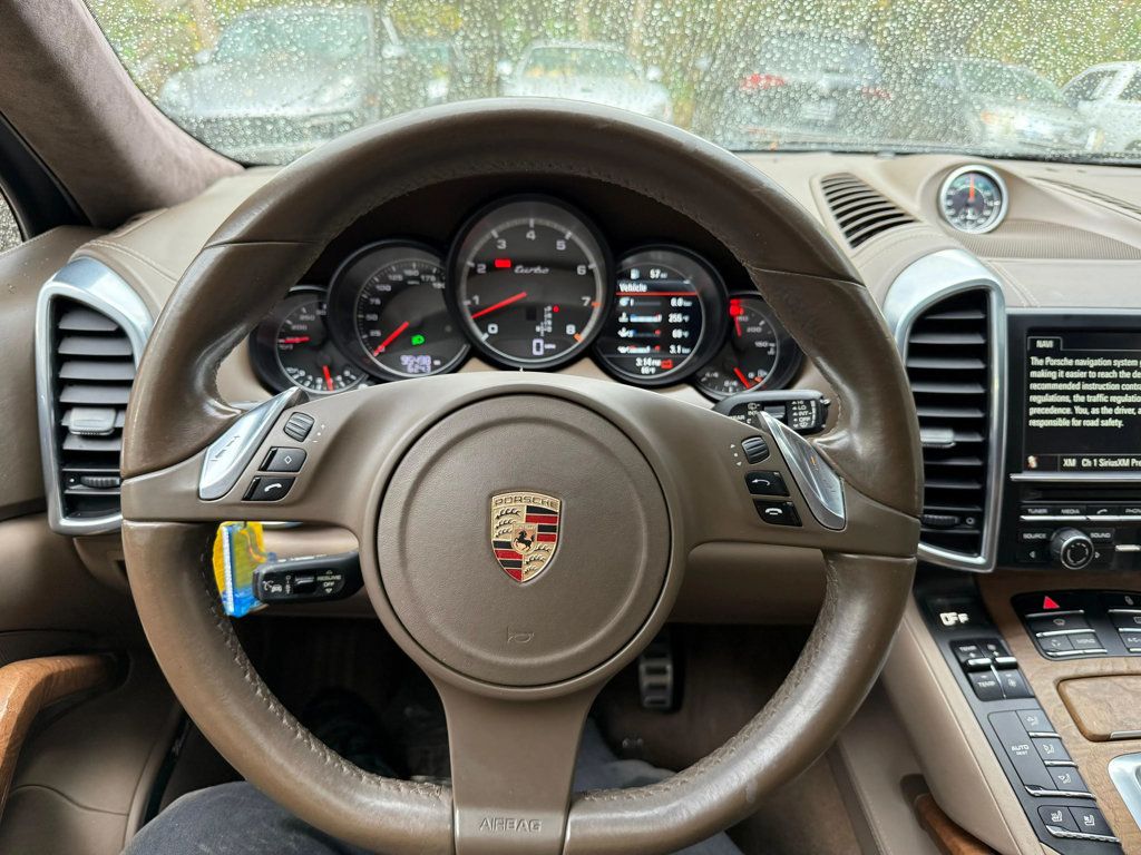2012 Porsche Cayenne CAYENNE TURBO, AWD, SUNROOF, BLUETOOTH, REAR ENTERTAINMENT PKG!! - 22914657 - 17