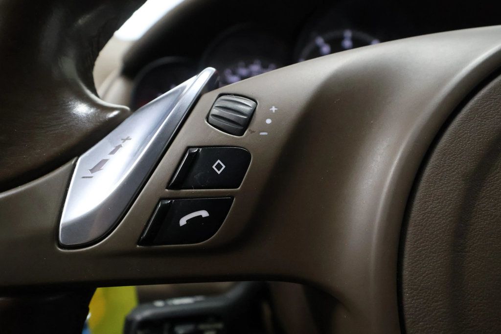 2012 Porsche Cayenne CAYENNE TURBO, AWD, SUNROOF, BLUETOOTH, REAR ENTERTAINMENT PKG!! - 22914657 - 18