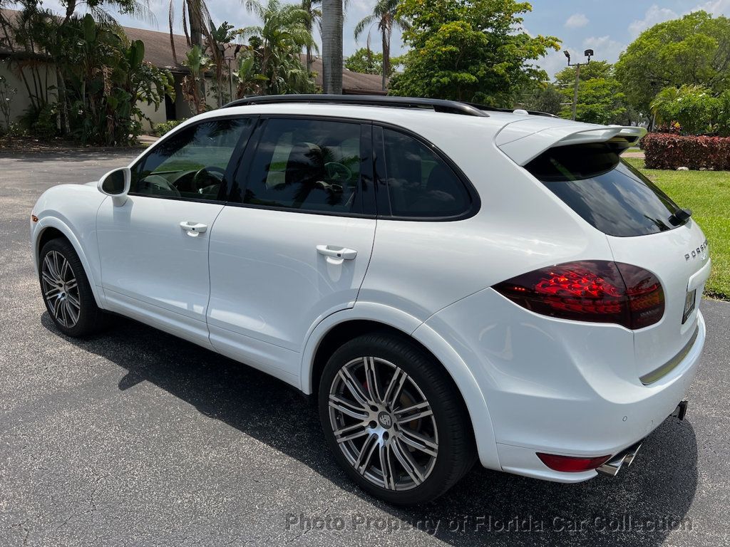 2012 Porsche Cayenne Turbo AWD Sport Design - 22420448 - 2