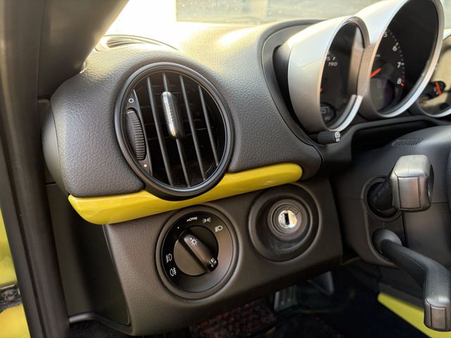 2012 Porsche Cayman Well Maintained & Optioned Cayman R! - 22946521 - 18