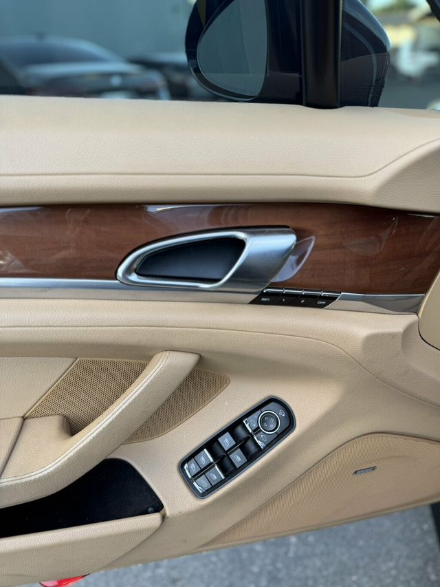 2012 Porsche Panamera  - 23096384 - 17