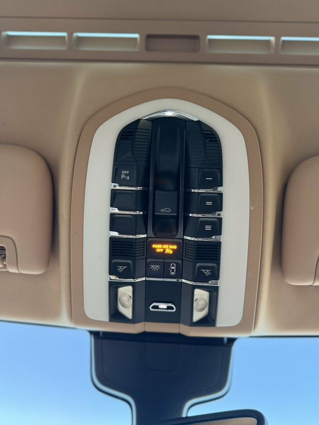 2012 Porsche Panamera  - 23096384 - 18