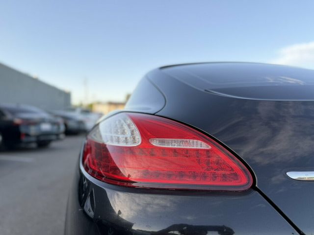 2012 Porsche Panamera  - 23096384 - 25