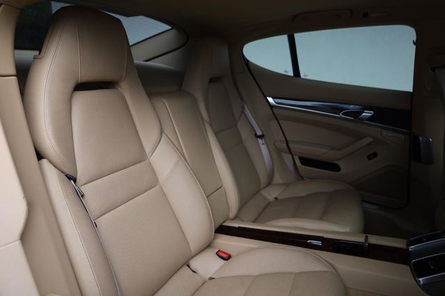 2012 Porsche Panamera 4 - 23036078 - 24