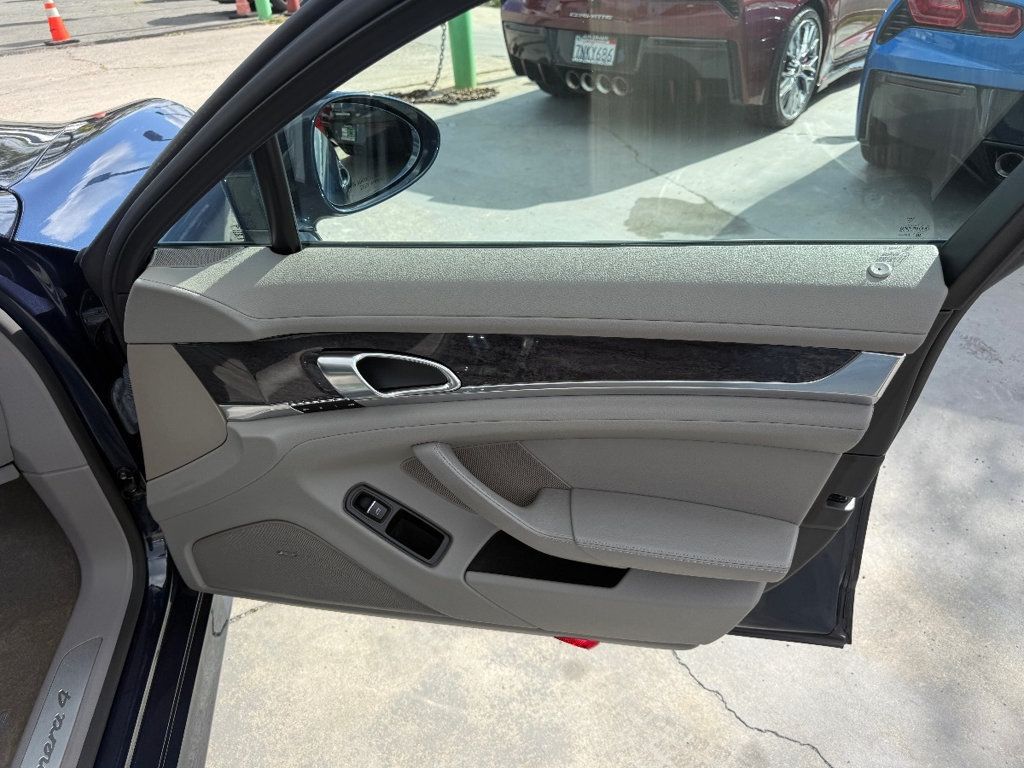 2012 Porsche Panamera 4dr Hatchback 4 - 22996312 - 11