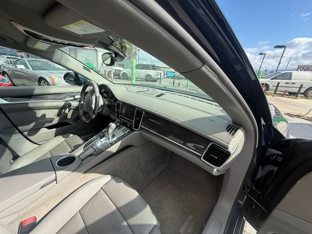 2012 Porsche Panamera 4dr Hatchback 4 - 22996312 - 12
