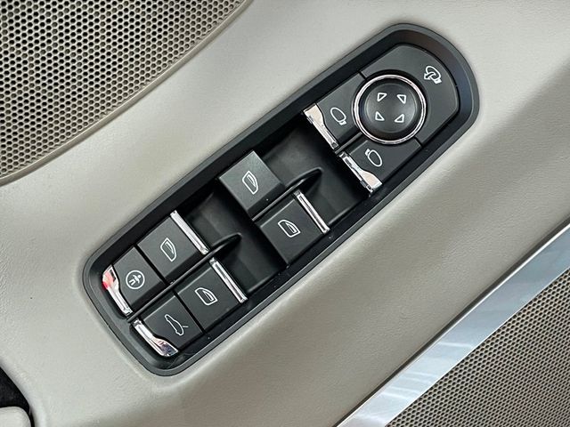 2012 Porsche Panamera Turbo - 22945368 - 17