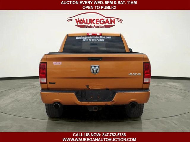 2012 Ram 1500 4WD Crew Cab 140.5" Express - 23029811 - 5
