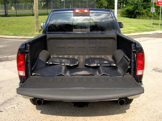 2012 Ram 1500 4WD Crew Cab 140.5" Laramie - 22889638 - 11