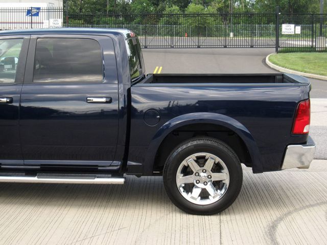 2012 Ram 1500 4WD Crew Cab 140.5" Laramie - 22889638 - 6