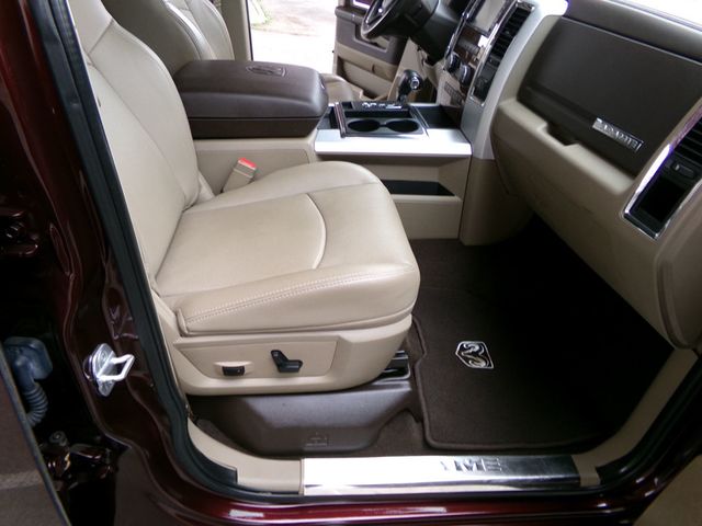 2012 Ram 1500 4WD Crew Cab 140.5" Laramie - 22957806 - 9