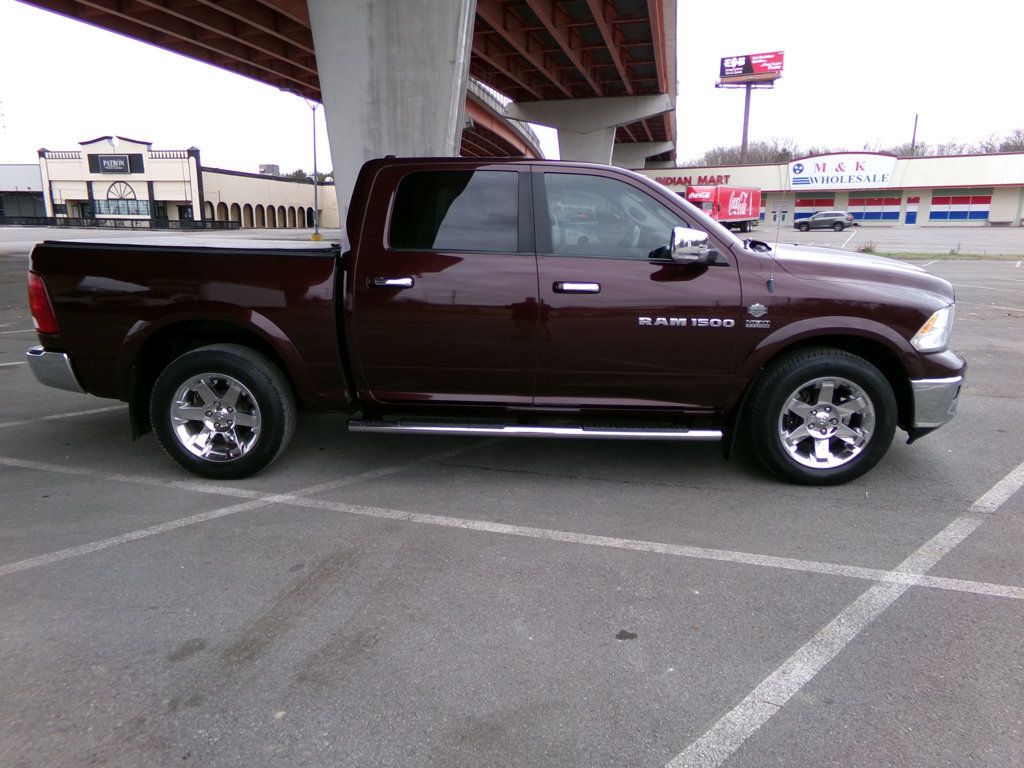 2012 Ram 1500 4WD Crew Cab 140.5" Laramie - 22957806 - 4