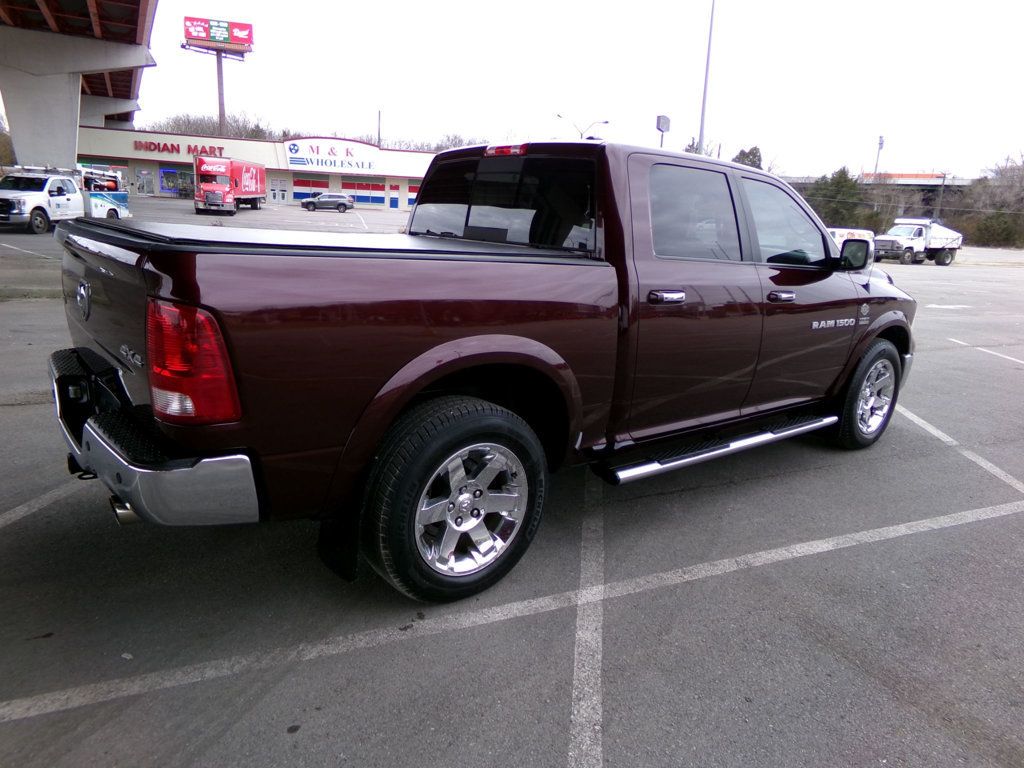 2012 Ram 1500 4WD Crew Cab 140.5" Laramie - 22957806 - 5