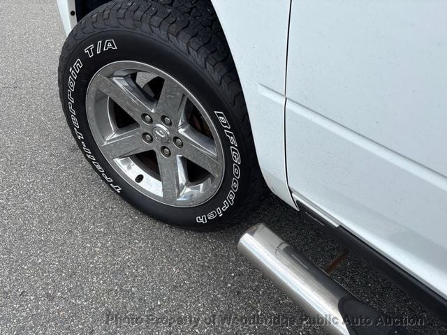 2012 Ram 1500 4WD Crew Cab 140.5" ST - 23068598 - 10