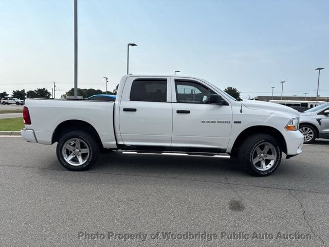 2012 Ram 1500 4WD Crew Cab 140.5" ST - 23068598 - 3