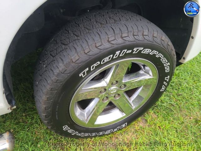 2012 Ram 1500 4WD Crew Cab 140.5" ST - 23094196 - 17