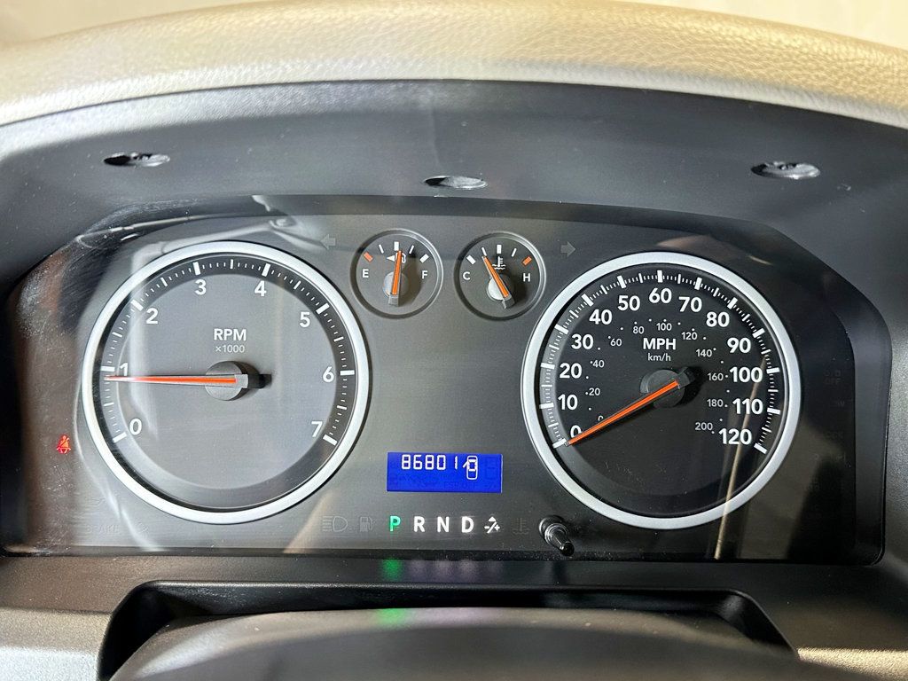 2012 Ram 1500 4WD Reg Cab 120.5" Express - 23041713 - 21