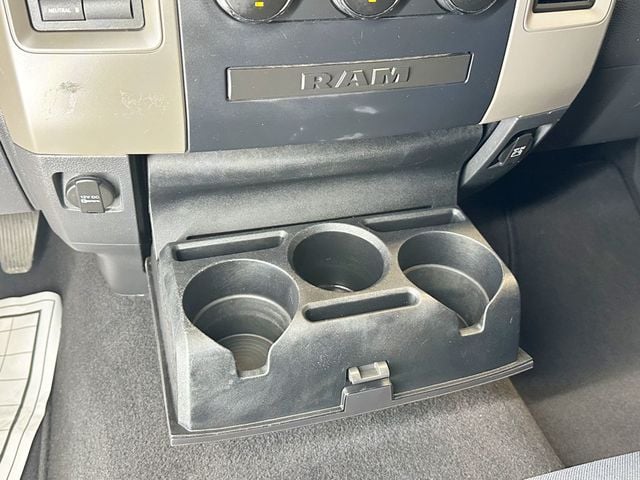 2012 Ram 1500 4WD Reg Cab 120.5" Express - 23041713 - 23