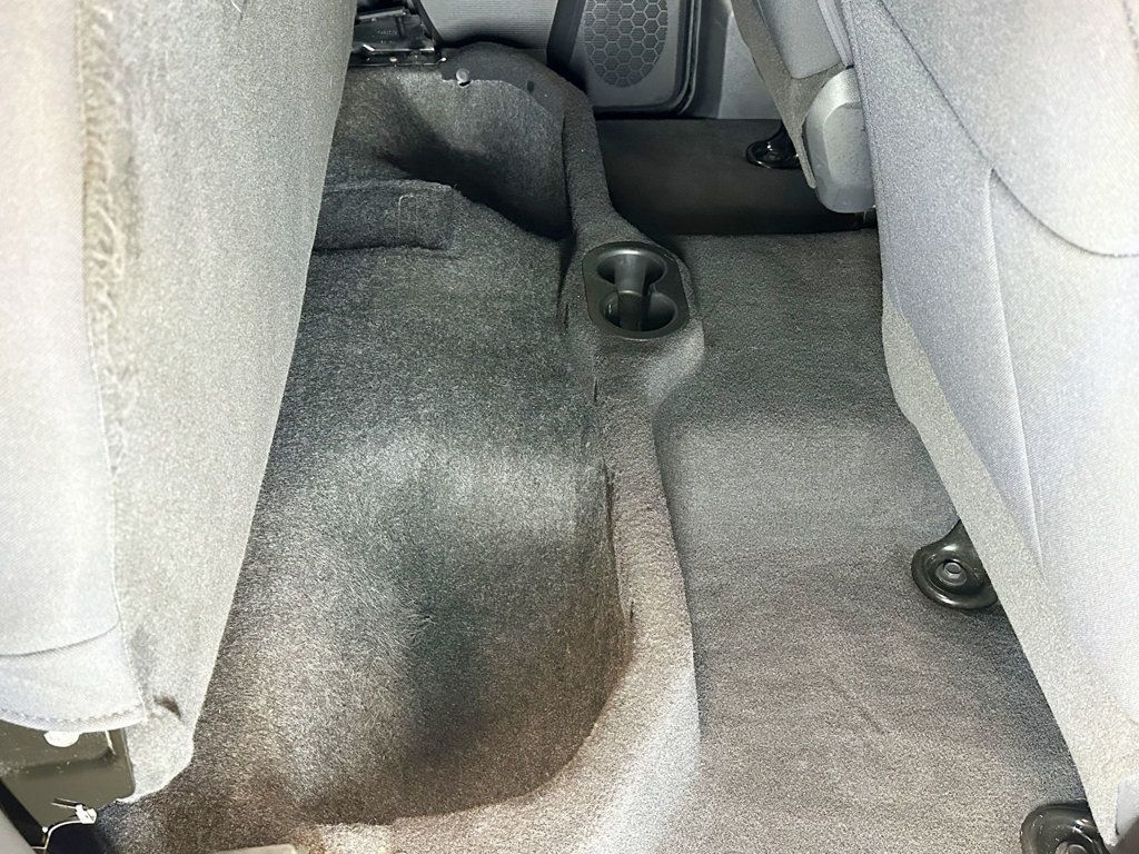 2012 Ram 1500 4WD Reg Cab 120.5" Express - 23041713 - 28