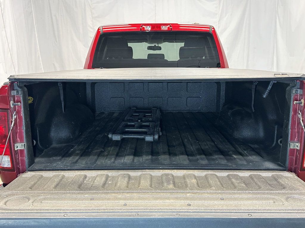 2012 Ram 1500 4WD Reg Cab 120.5" Express - 23041713 - 31