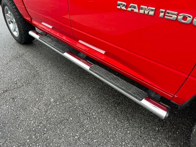 2012 Ram 1500 CLEAN CARFAX & VERY LOW MILES - 23066731 - 9