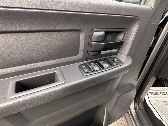 2012 RAM 1500 Express 4x2 4dr Quad Cab 6.3 ft. SB Pickup - 22919921 - 13