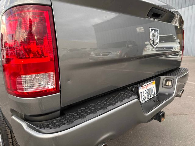 2012 RAM 1500 Express 4x2 4dr Quad Cab 6.3 ft. SB Pickup - 22919921 - 30