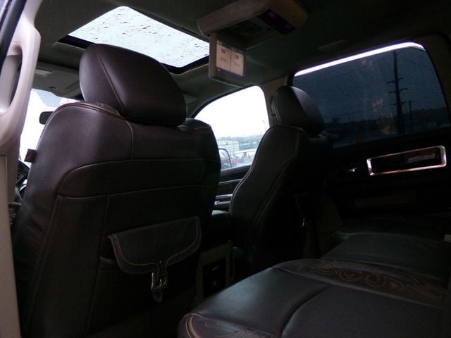 2012 Ram 2500 4WD Crew Cab 149" Laramie Longhorn - 22942069 - 13