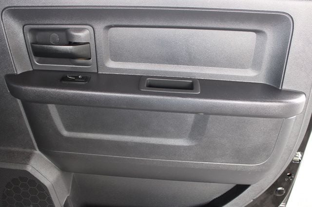 2012 Ram 2500 4WD Crew Cab 149" ST - 23051639 - 16