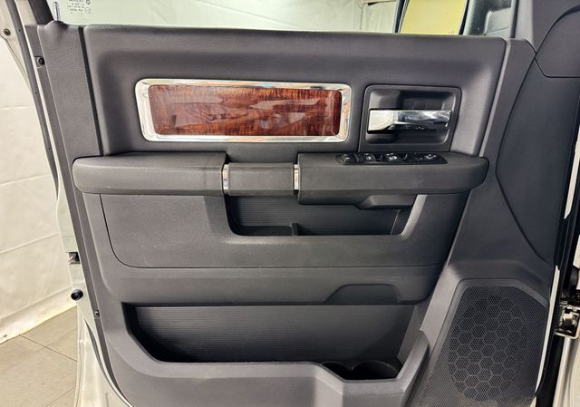 2012 Ram 2500 4WD Crew Cab 169" Laramie - 23013843 - 11