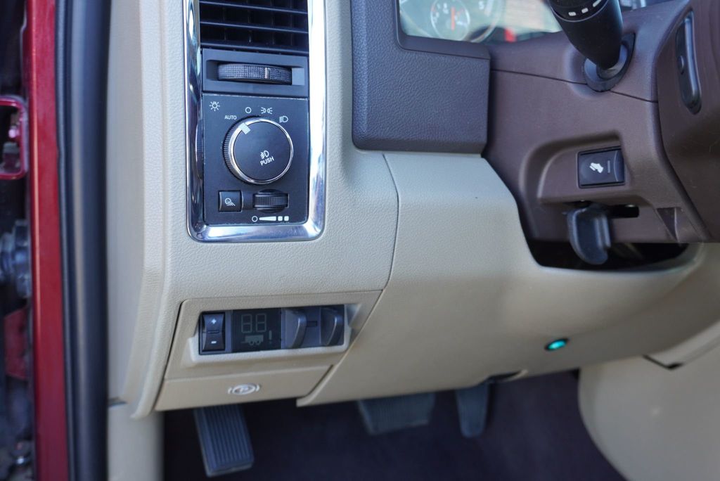 2012 Ram 2500 Laramie photo 24
