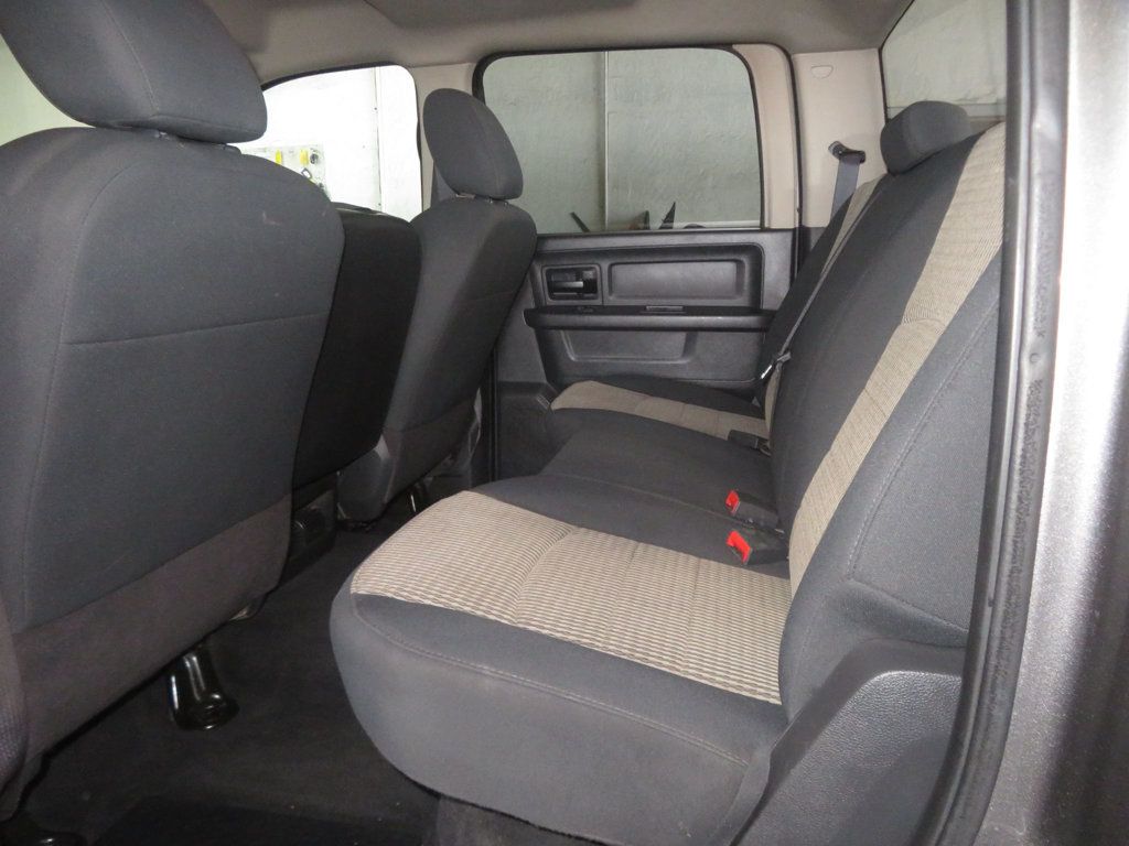 2012 Ram 3500 4X4 CREWCAB 3500 SHORTBED CUMMINS DIESEL EXTRA CLEAN 3OWNERS  - 23047679 - 24