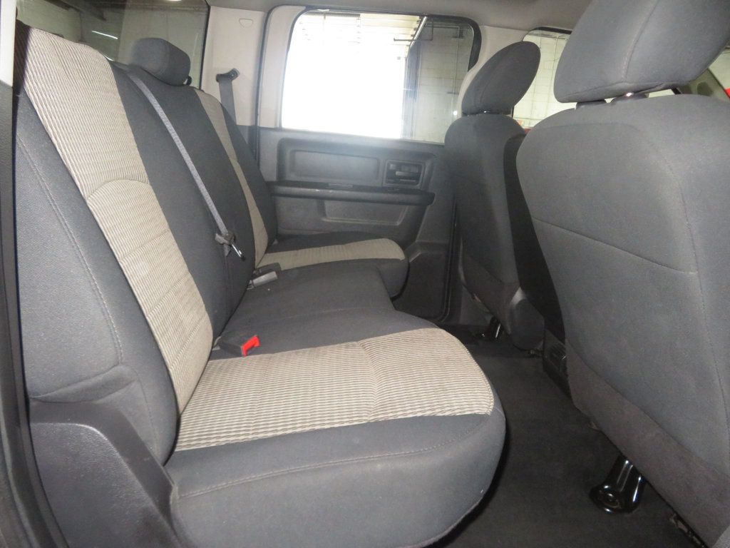 2012 Ram 3500 4X4 CREWCAB 3500 SHORTBED CUMMINS DIESEL EXTRA CLEAN 3OWNERS  - 23047679 - 28