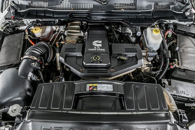 2012 Ram 5500 5500 REG CAB 4X4 * 6.7 CUMMINS * 6 SPEED * 9' BRADFORD FLATBED  - 17192939 - 17