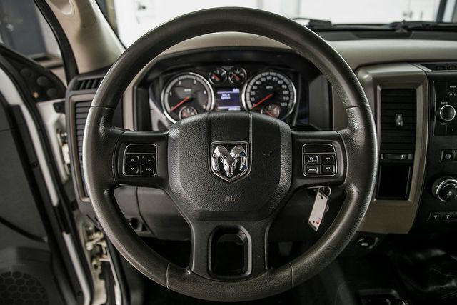 2012 Ram 5500 5500 REG CAB 4X4 * 6.7 CUMMINS * 6 SPEED * 9' BRADFORD FLATBED  - 17192939 - 24