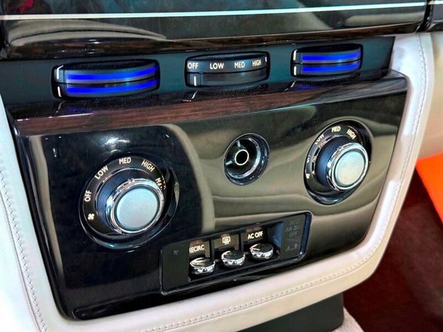 2012 Rolls-Royce Phantom Coupe 2dr Drophead - 22866946 - 29