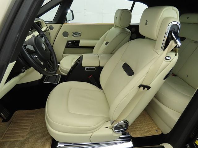 2012 Rolls-Royce Phantom Coupe 2dr Drophead - 22959977 - 26