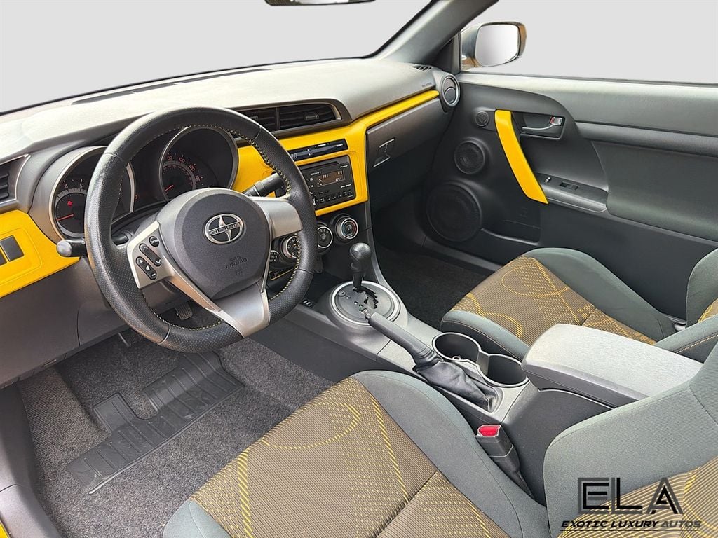 2012 Scion tC 2dr Hatchback Automatic Release Series 7.0 - 23048892 - 9