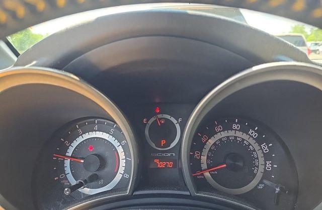 2012 Scion tC 2dr Hatchback Automatic Release Series 7.0 - 23048892 - 10