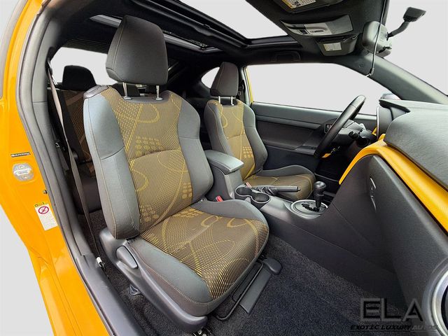 2012 Scion tC 2dr Hatchback Automatic Release Series 7.0 - 23048892 - 27