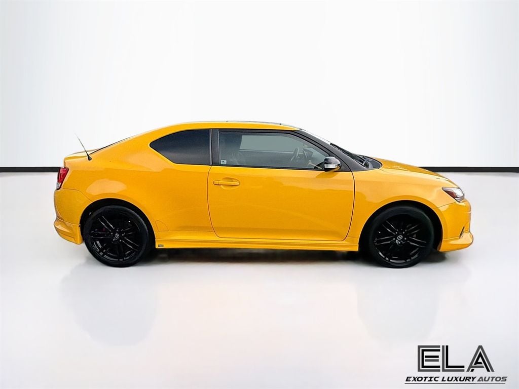 2012 Scion tC 2dr Hatchback Automatic Release Series 7.0 - 23048892 - 4
