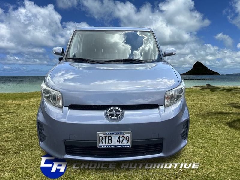 2012 Scion xB Base photo 9