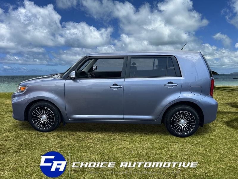 2012 Scion xB Base photo 3