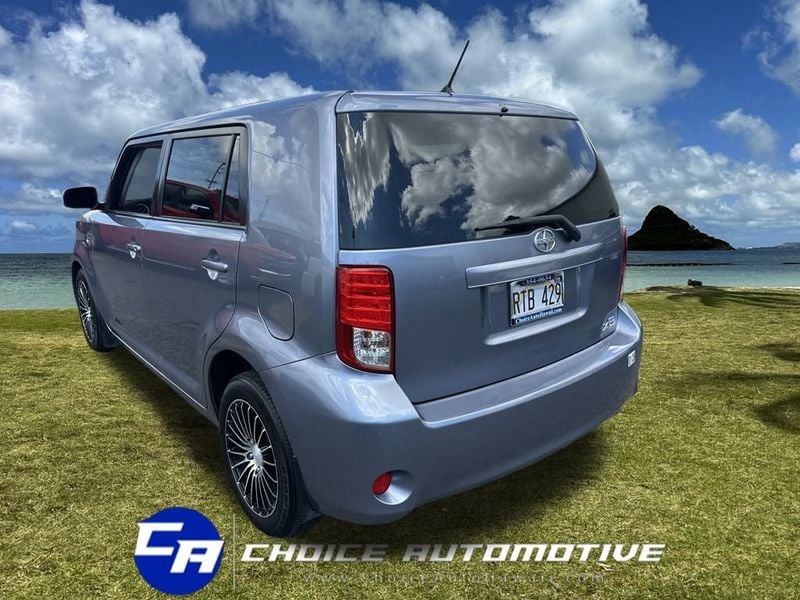 2012 Scion xB Base photo 4