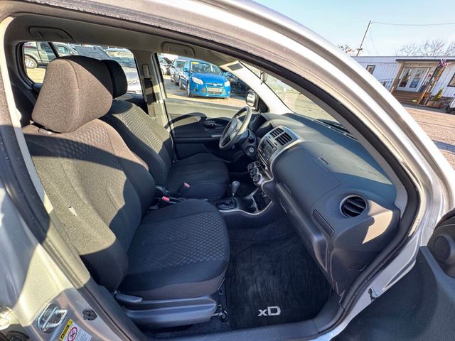 2012 Scion xD Base 4dr Hatchback 4A - 22959351 - 12