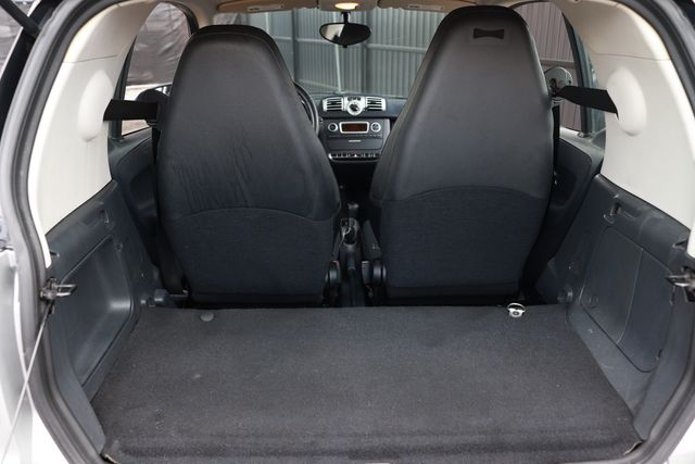 2012 smart Fortwo 2dr Coupe Pure - 23002980 - 10